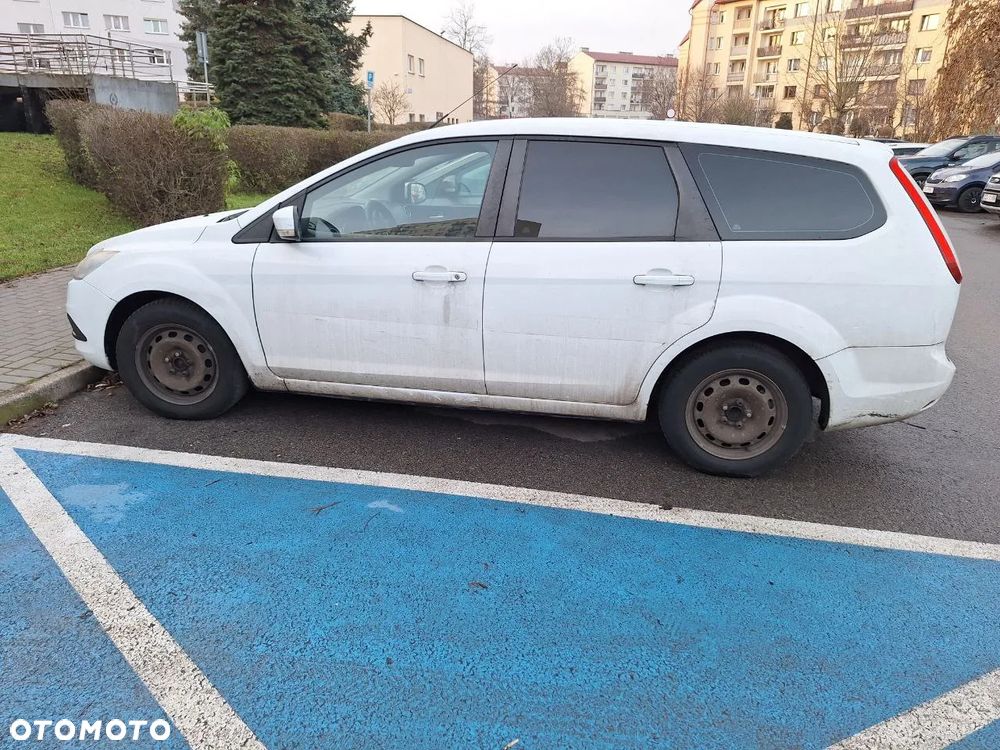 Ford Focus 1.6 TDCi Trend - 6