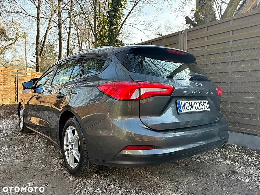 Ford Focus 1.5 EcoBlue Start-Stopp-System COOL&CONNECT - 4