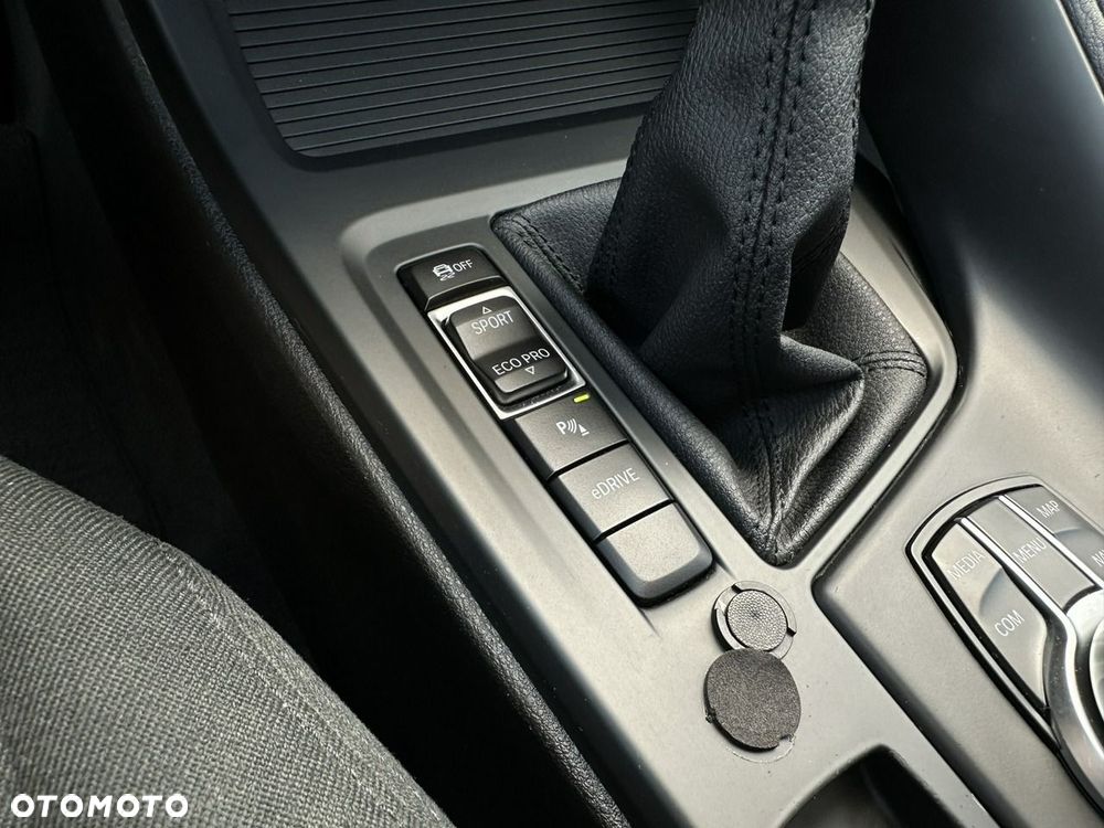 BMW X1 xDrive25e Advantage - 30