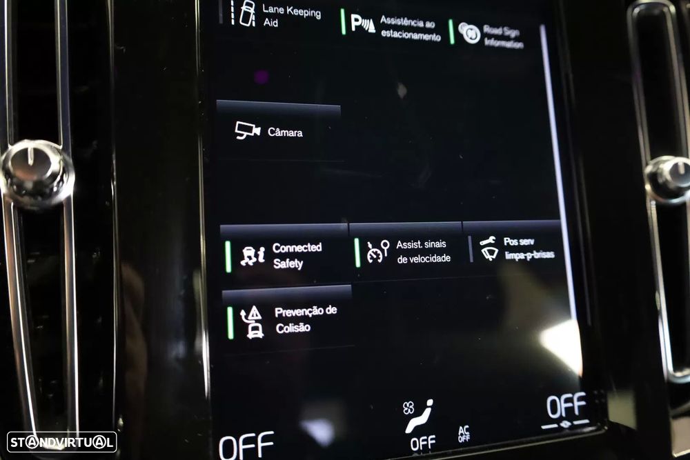 Volvo XC 40 1.5 T5 PHEV Momentum Plus - 41