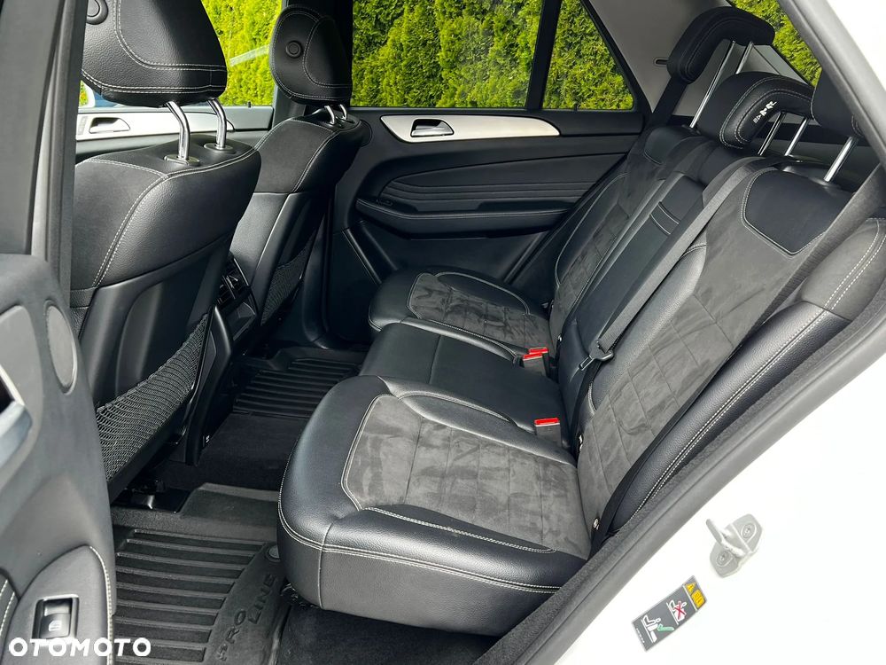 Mercedes-Benz ML 350 BlueTEC 4MATIC 7G-TRONIC - 11