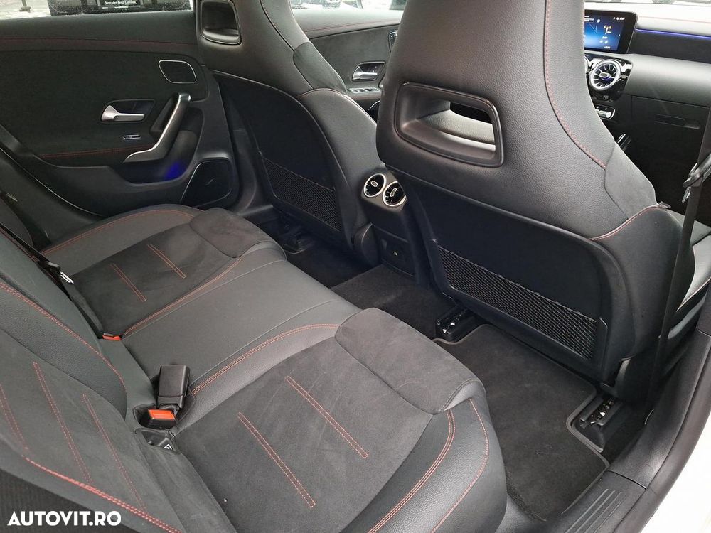 Mercedes-Benz CLA 250 e 8G-DCT AMG Line - 15