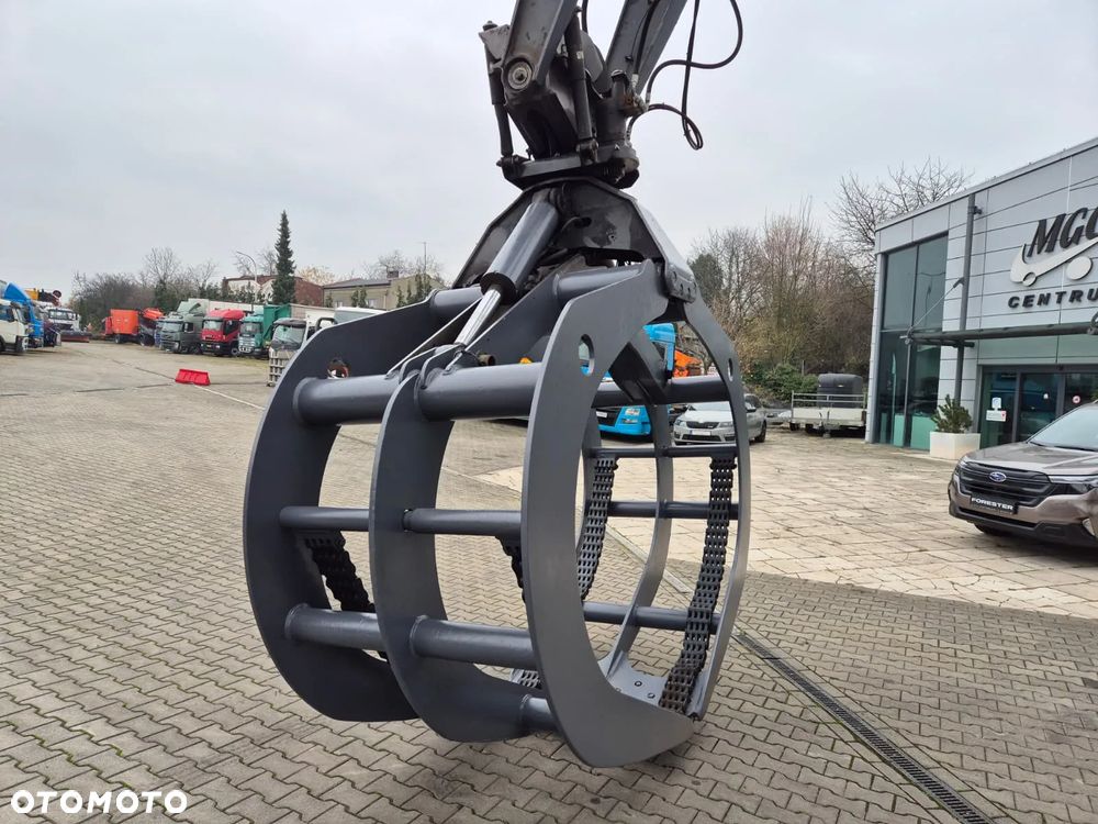 Volvo L 180E 4X4 / HEAVY DUTY / ŁADOWARKA KOŁOWA / CHWYTAK DO BALI I DREWNA / WIELE ZASTOSOWAŃ / OD PIERWSZEGO WŁAŚCICIELA / DOBRY STAN / MOŻLIWOŚĆ TRANSPORTU - 22