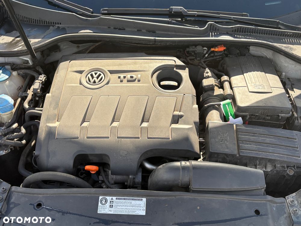 Volkswagen Golf 1.6 TDI Trendline - 10