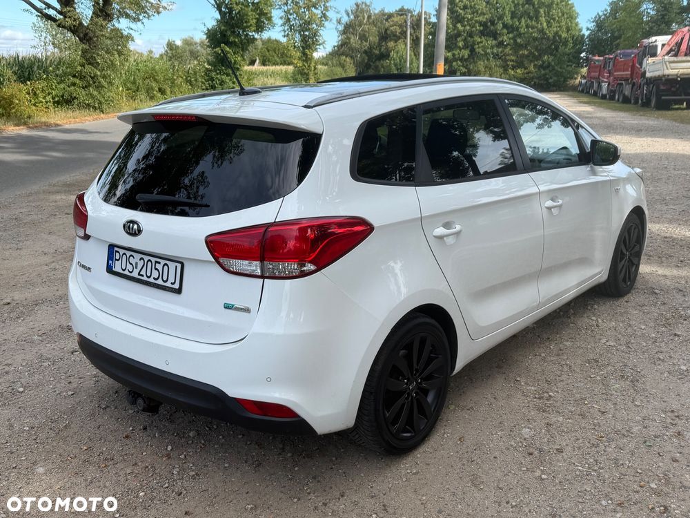 Kia Carens 1.7 CRDi XL 7os - 5