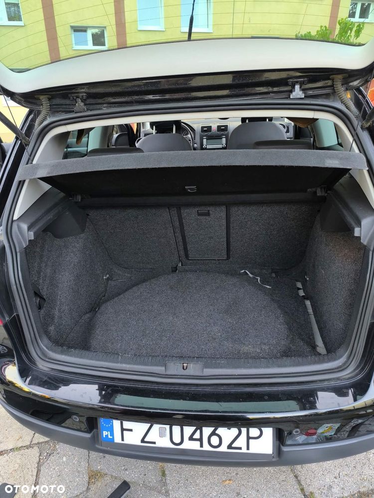 Volkswagen Golf - 8
