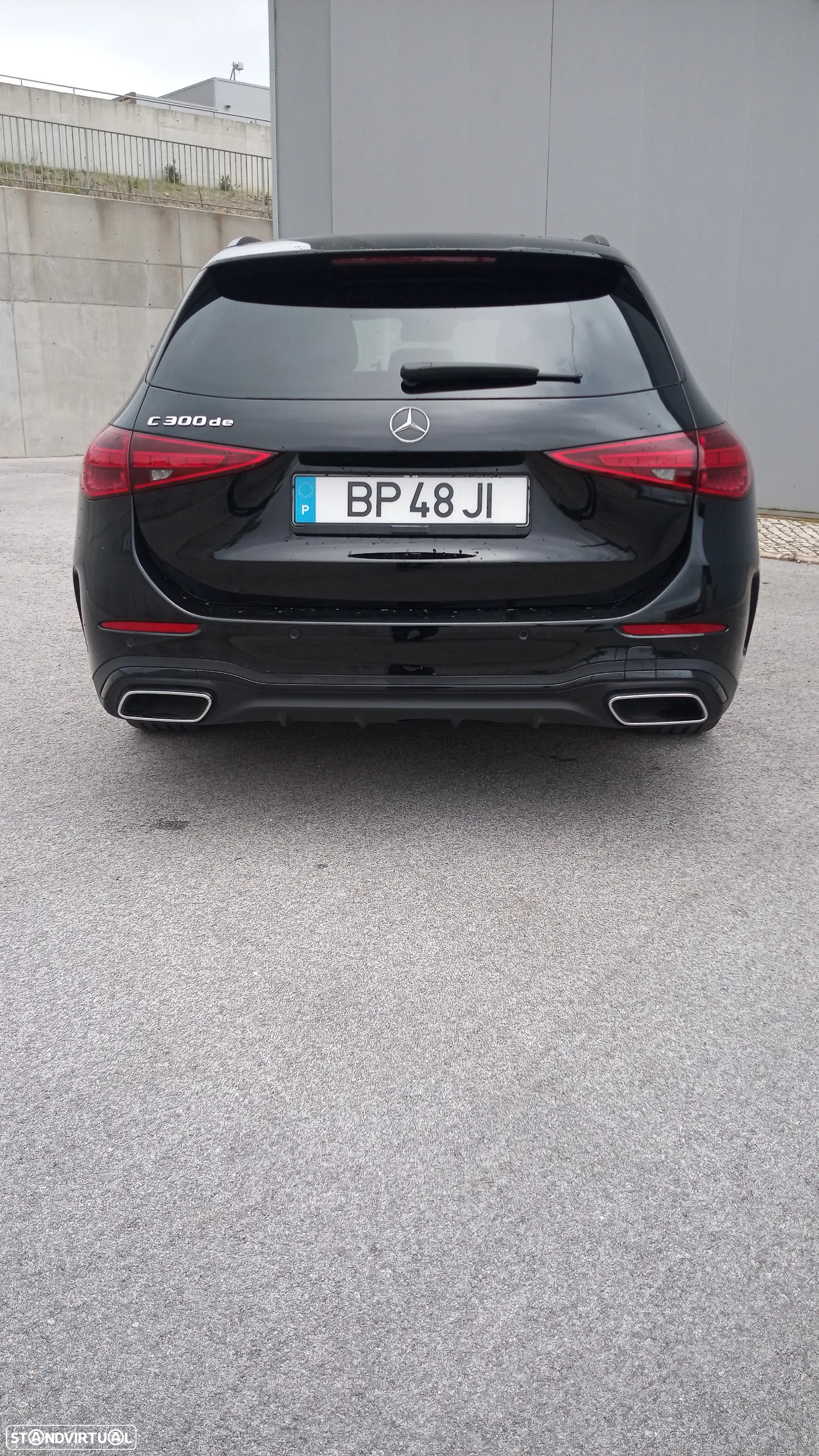 Mercedes-Benz C 300 de AMG Line - 23