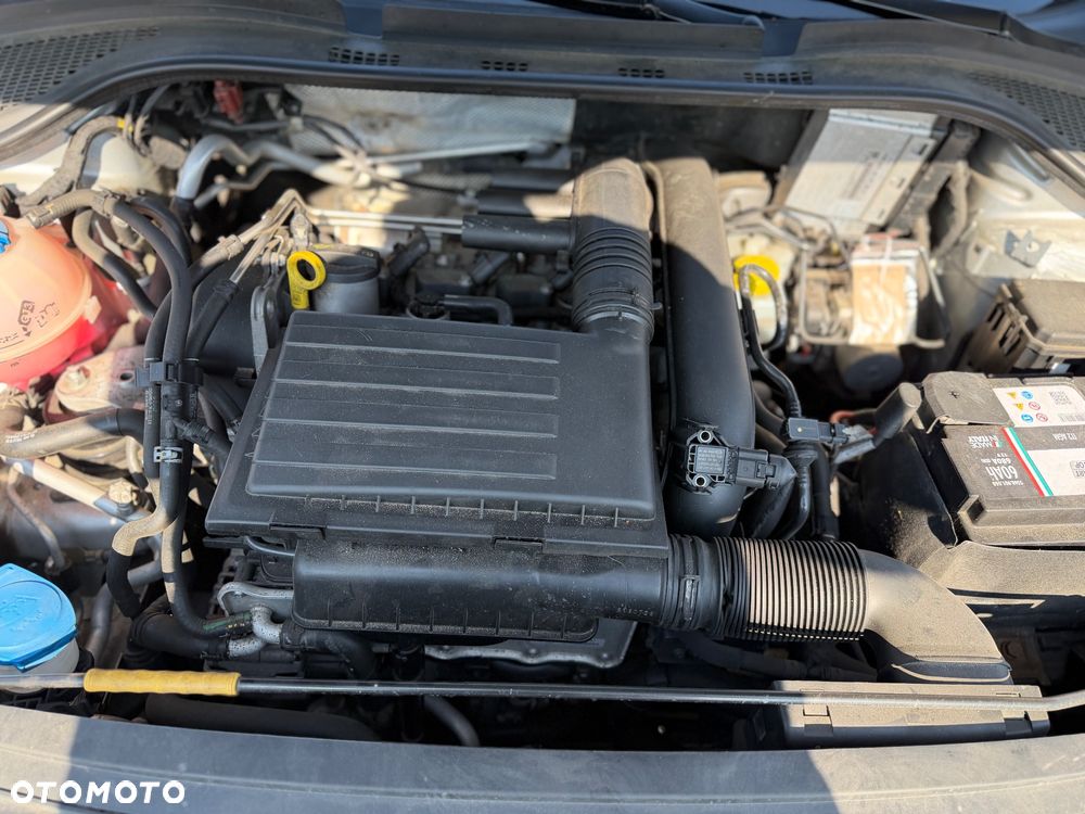 Skoda RAPID 1.2 TSI Ambition - 9