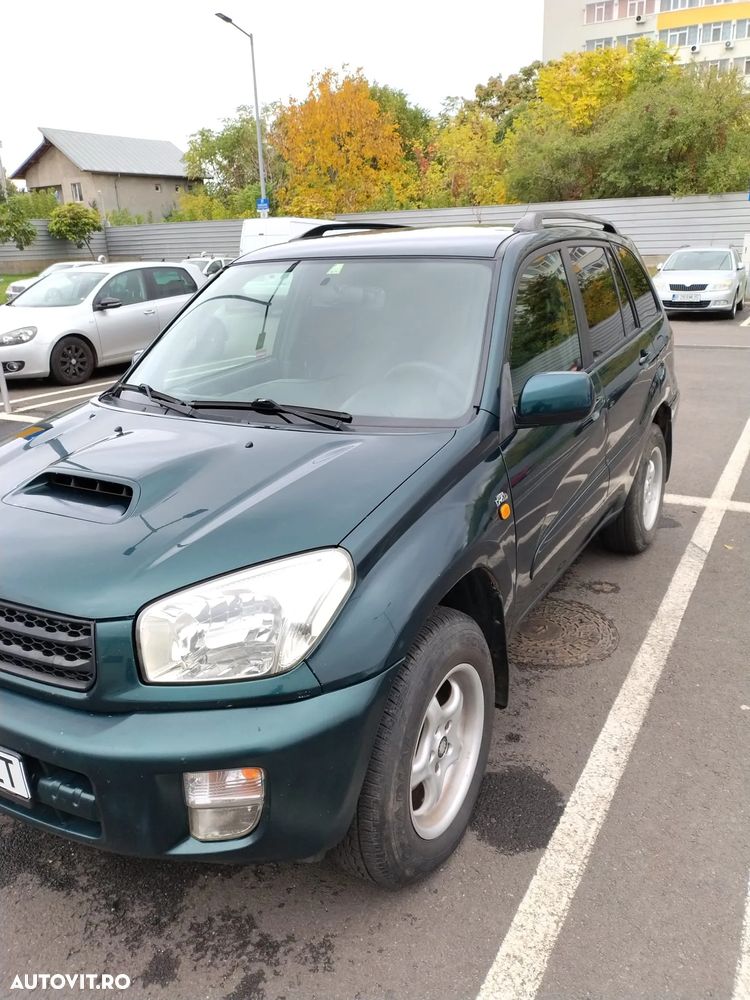 Toyota RAV4 D-4D 4x4 - 5