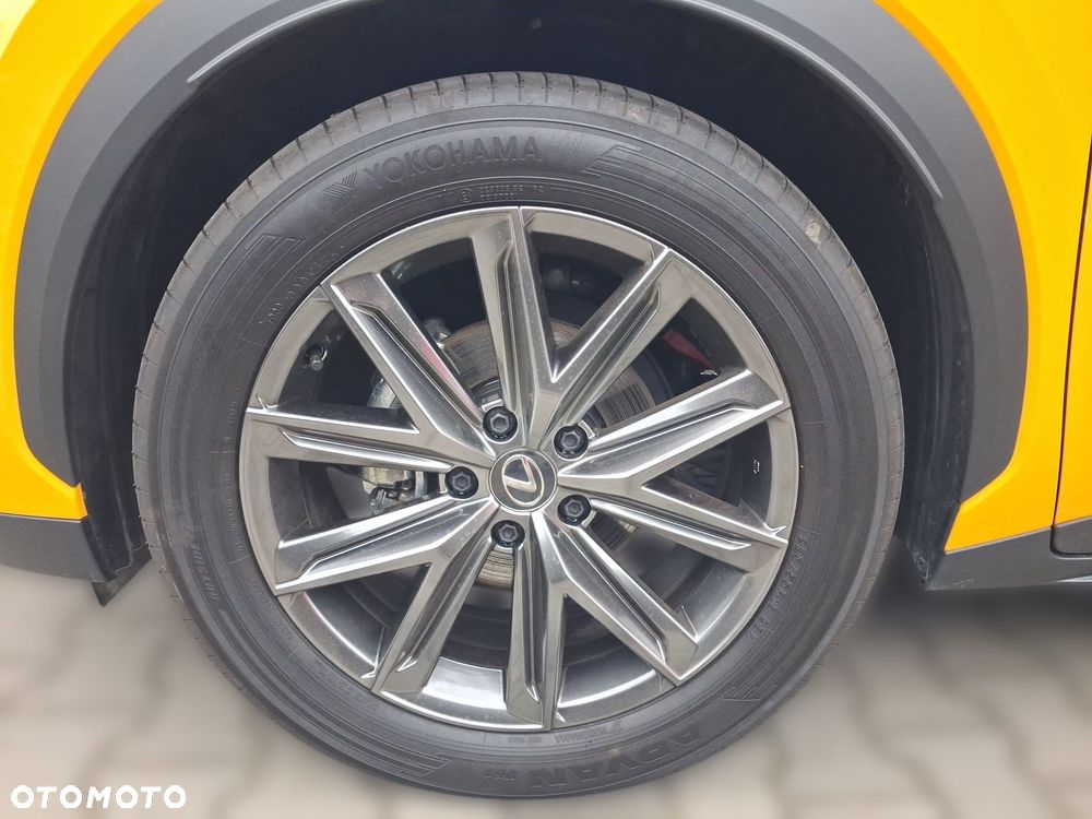 Lexus LBX 1.5 Hybrid Elegant - 10