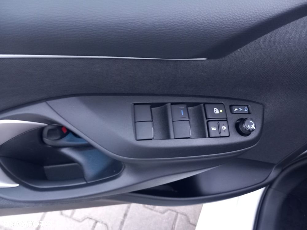 Toyota Yaris Hybrid 1.5 Executive - 23