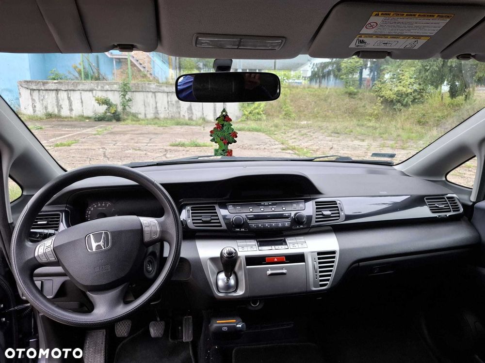 Honda FR-V - 6