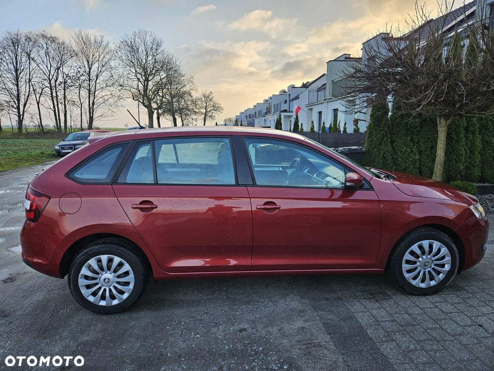 Skoda RAPID 1.0 TSI Cool Edition R&G - 4