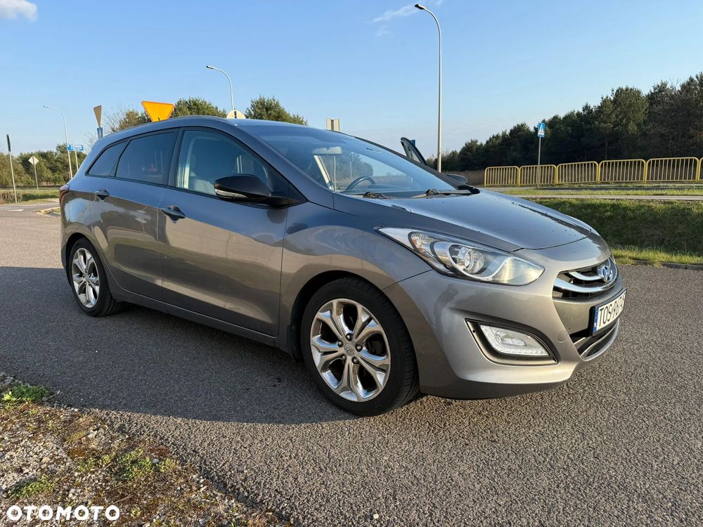 Hyundai i30 1.6 CRDi Premium - 1
