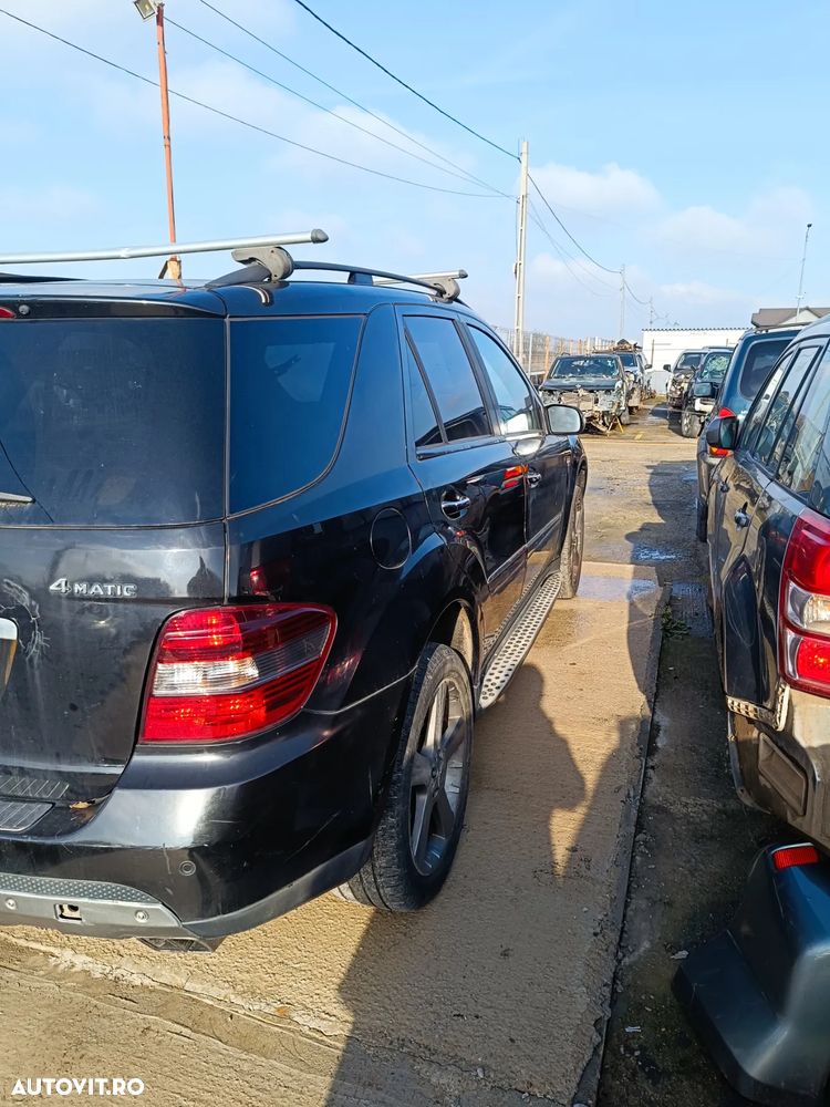 DEZMEMBREZ MERCEDES ML W164  3.0V6 - 9