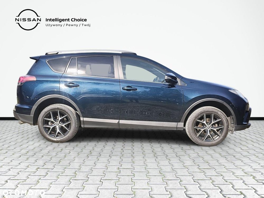 Toyota RAV4 - 4