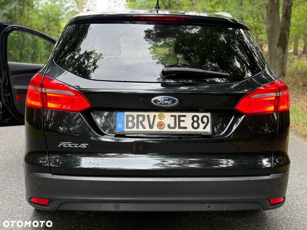 Ford Focus 1.5 TDCi SYNC Edition PowerShift - 34