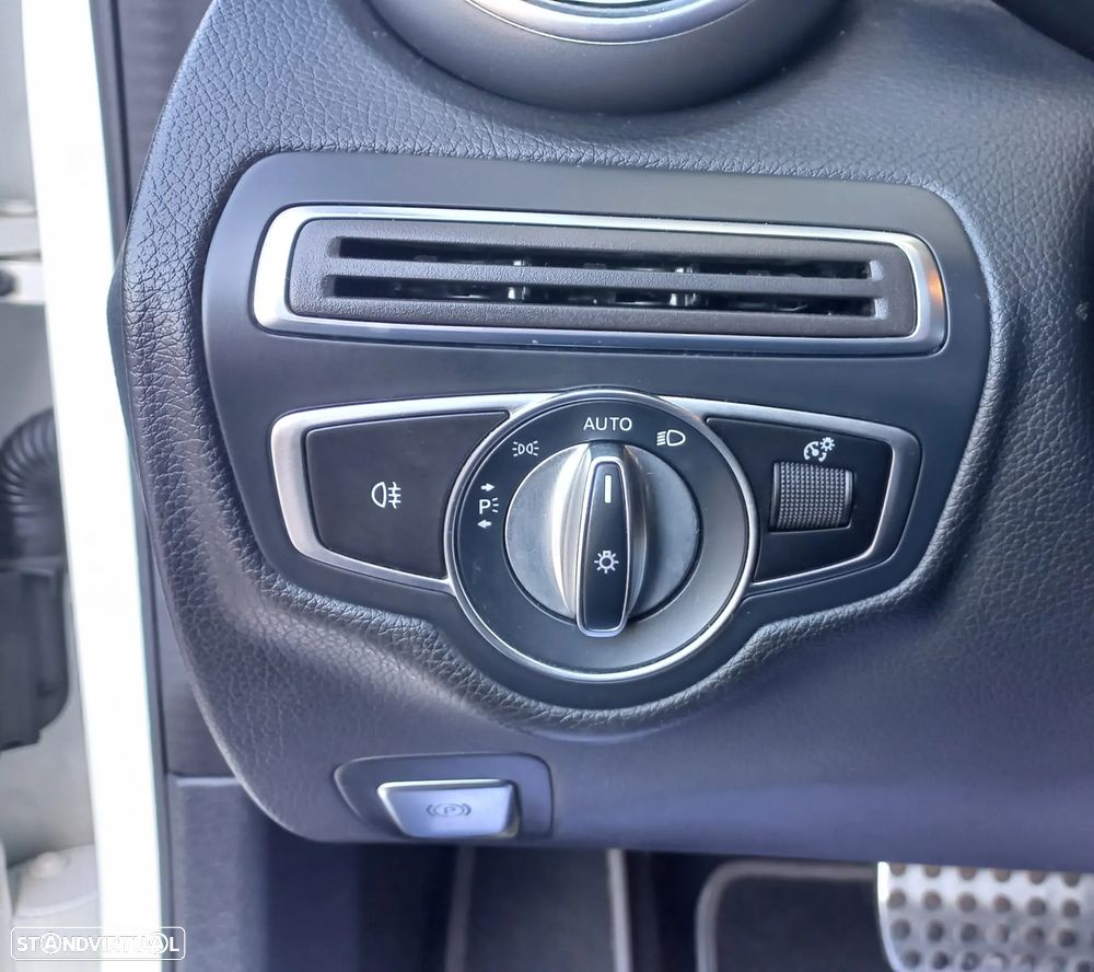 Mercedes-Benz C 300 de T 9G-TRONIC AMG Line - 21