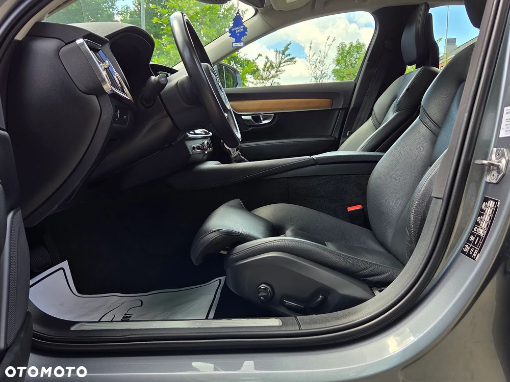 Volvo S90 D4 AWD Geartronic Inscription - 22