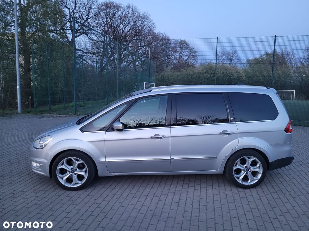 Ford Galaxy - 16