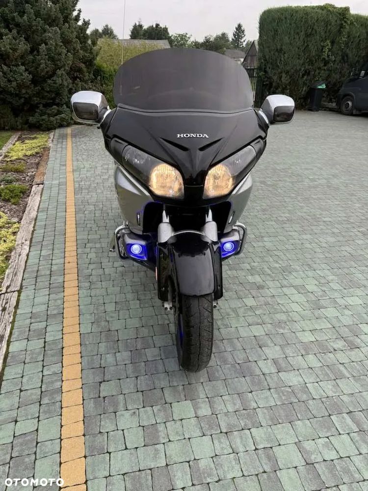 Honda GL - 5