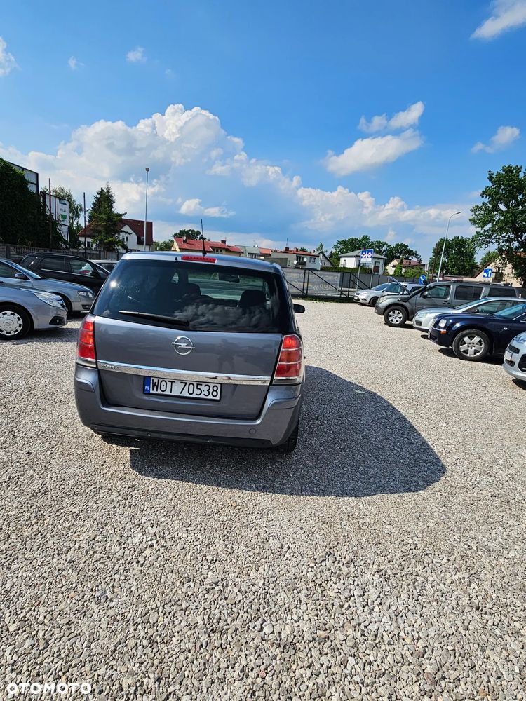 Opel Zafira 1.8 Elegance - 12