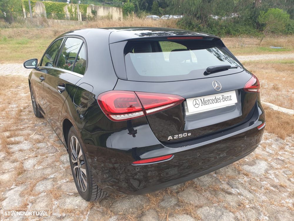 Mercedes-Benz A 250 e Progressive - 10