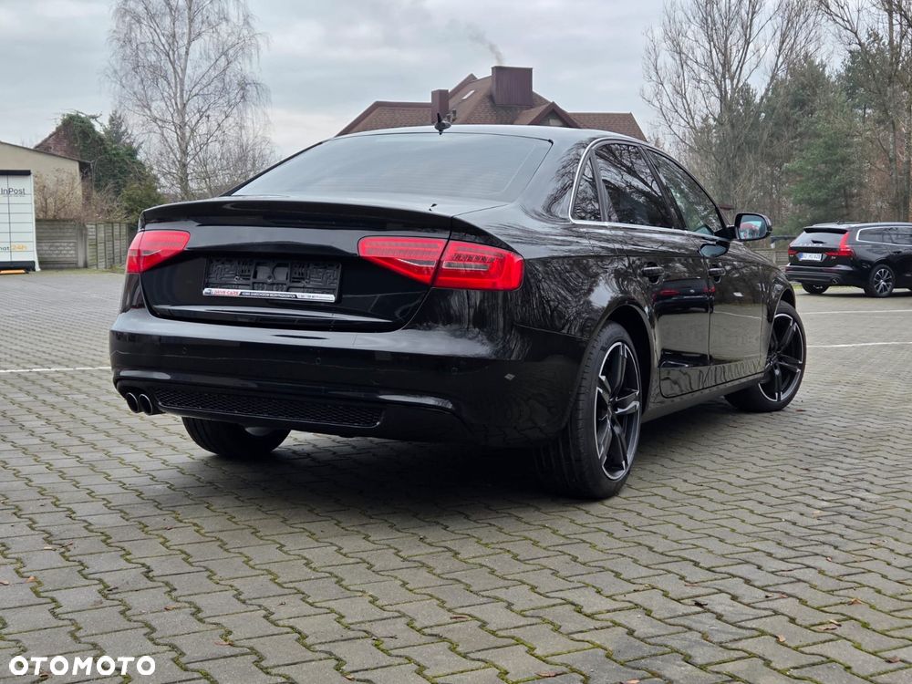 Audi A4 Limousine - 19