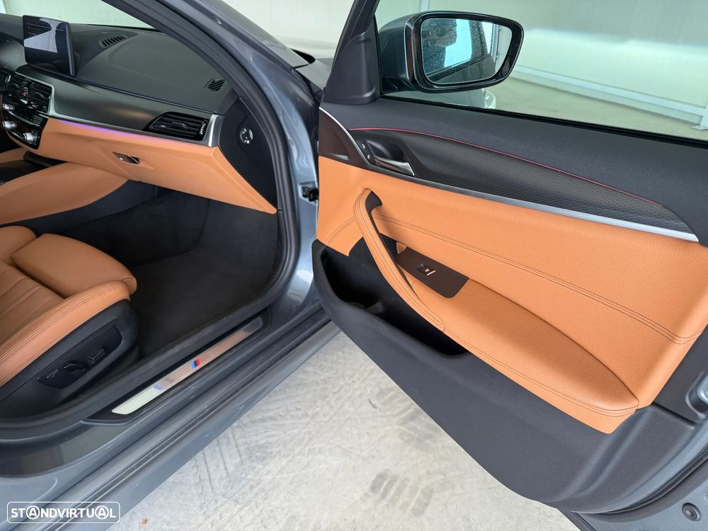 BMW 520 d Pack M Auto - 29