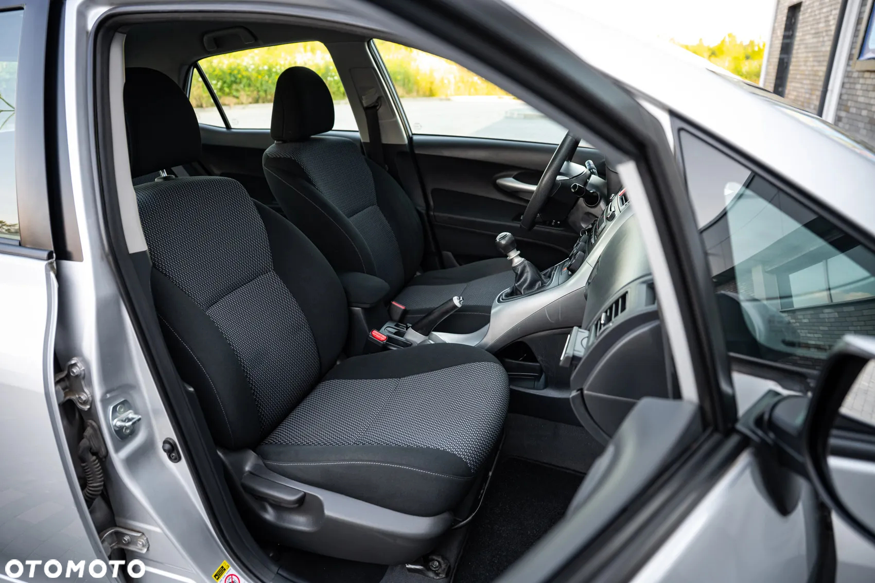 Toyota Auris 1.6 Valvematic Comfort - 17