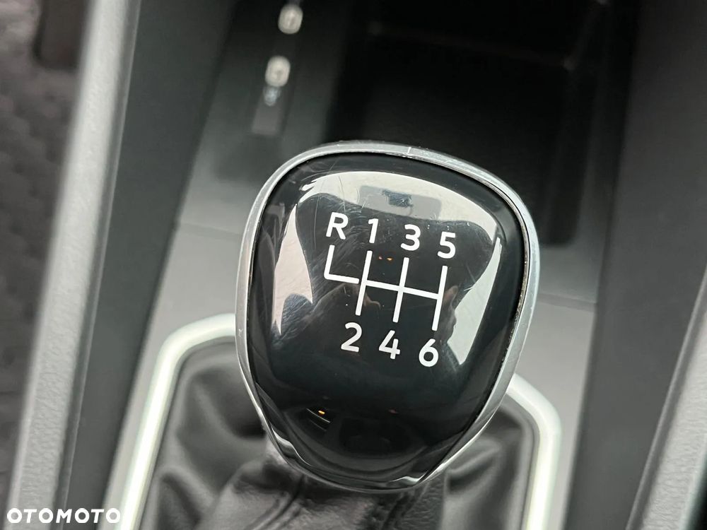 Volkswagen Caddy LONG/ 2.0TDI 122KM/ WEBASTO/ Bogata Opcja/ Salon Polska/ Pierwszy Właściciel/ BEZWYPADKOWY/ Serwis ASO VW/ FV 23%/ SUPER STAN !!! - 34