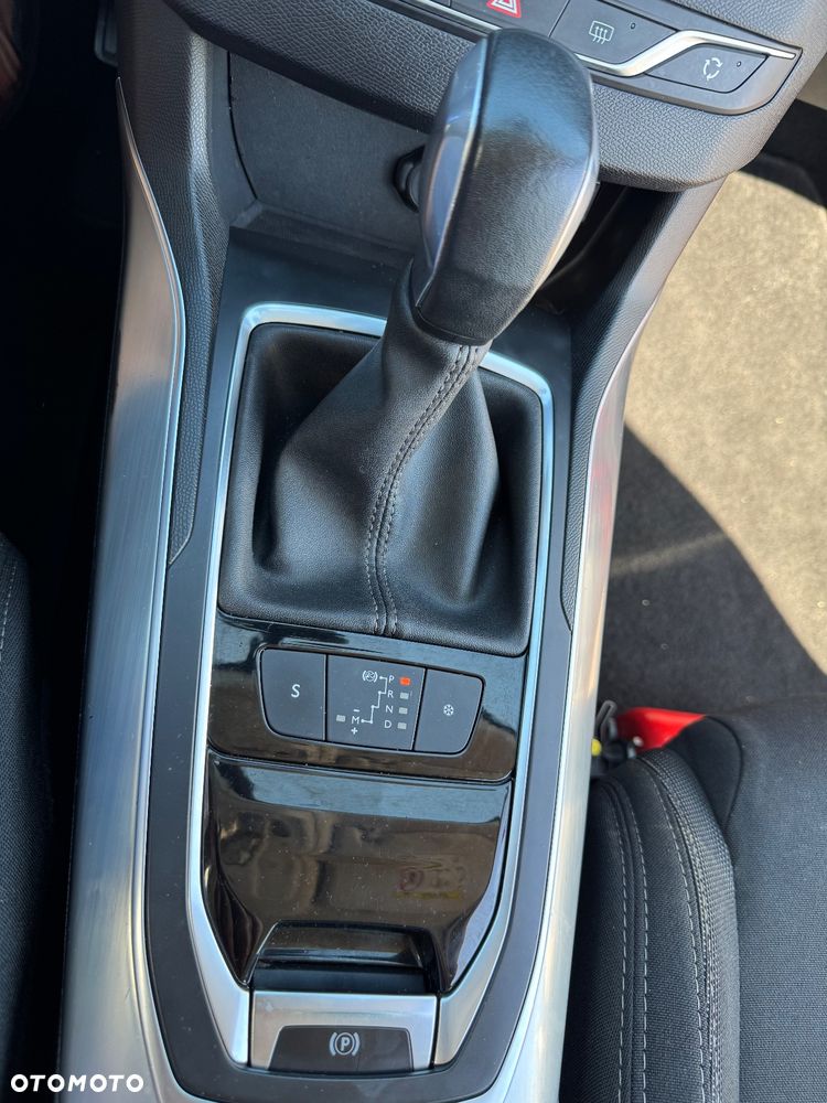 Peugeot 308 SW e-HDi FAP 115 Stop&Start EGS6 Allure - 20