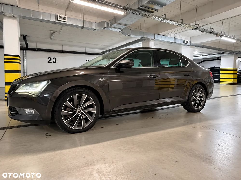 Skoda Superb 2016 photo 5