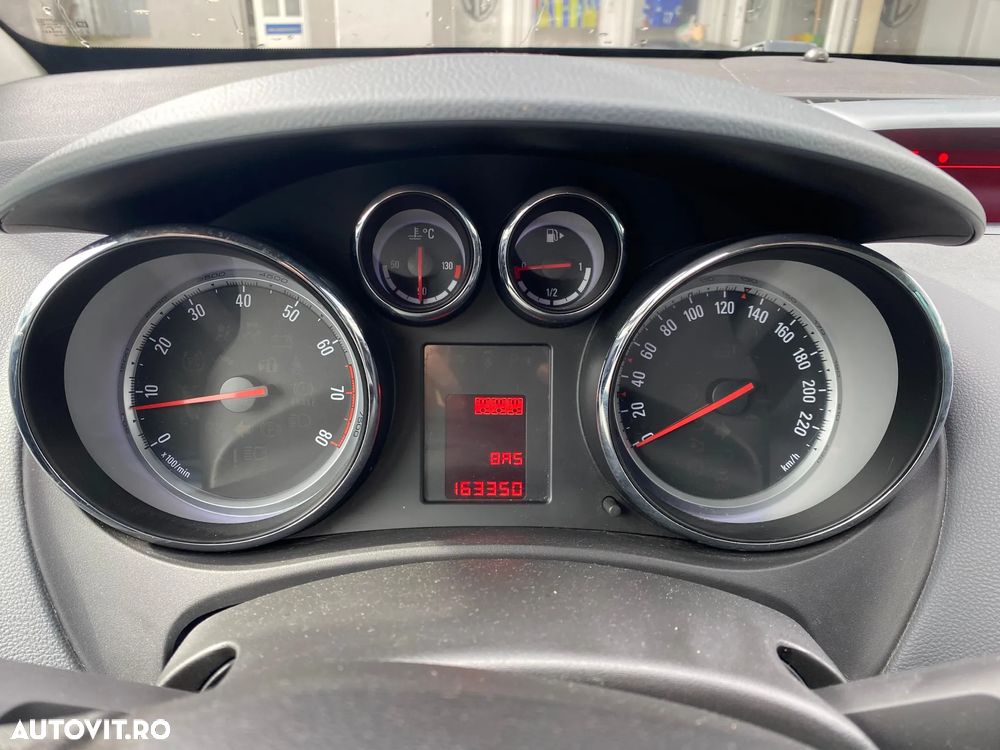 Opel Meriva - 11