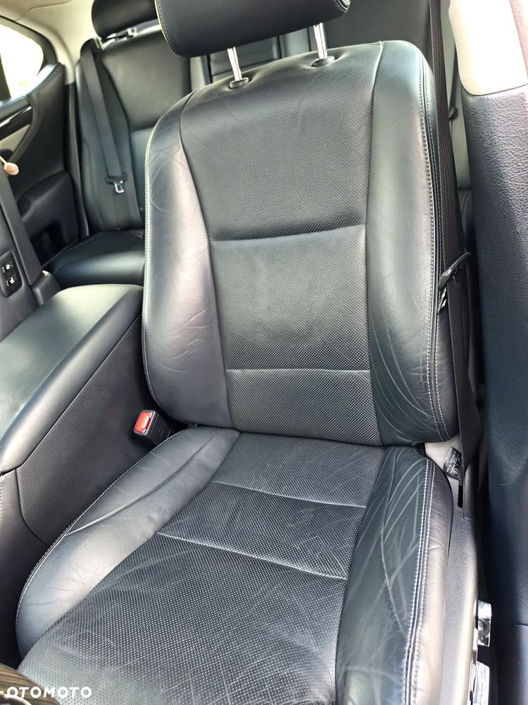 Lexus LS 460 AWD - 26