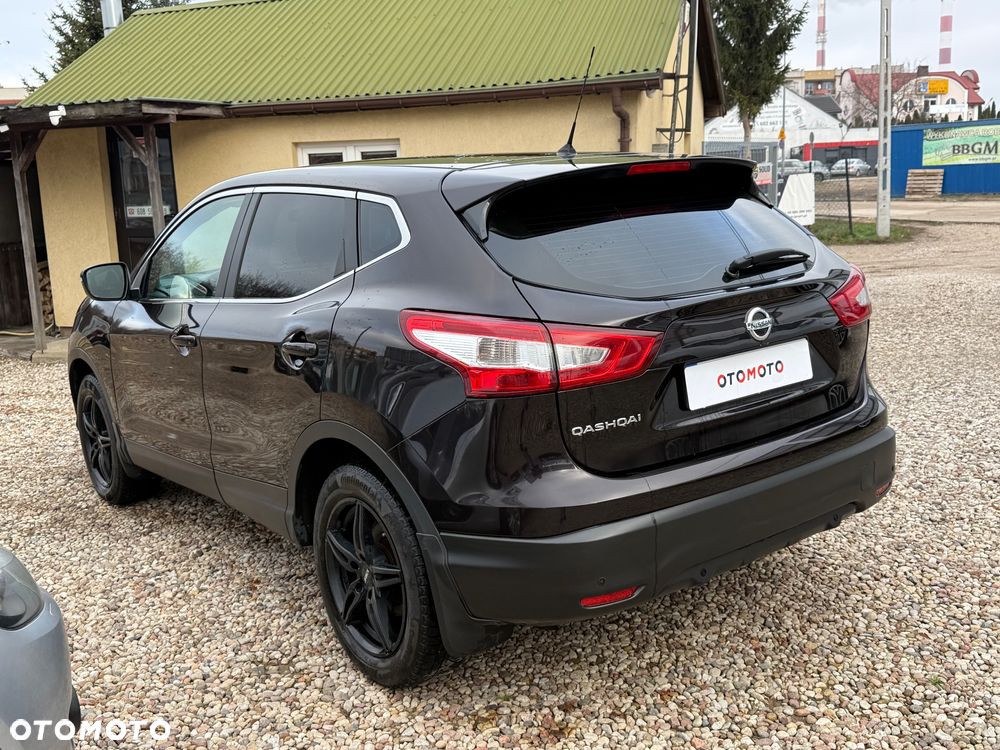 Nissan Qashqai 1.6 DCi Xtronic N-Connecta - 8