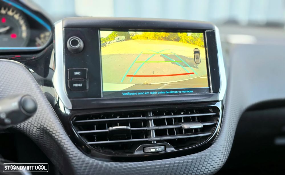 Peugeot 2008 PureTech 110 Stop&Start EAT6 Crossway - 19