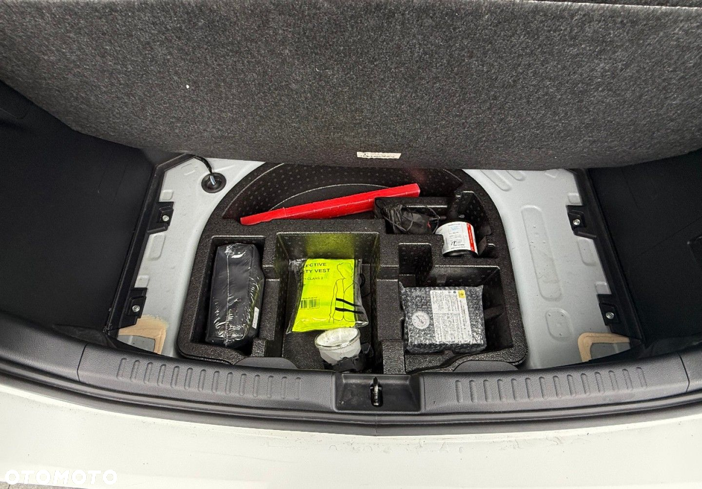 Toyota Yaris - 18