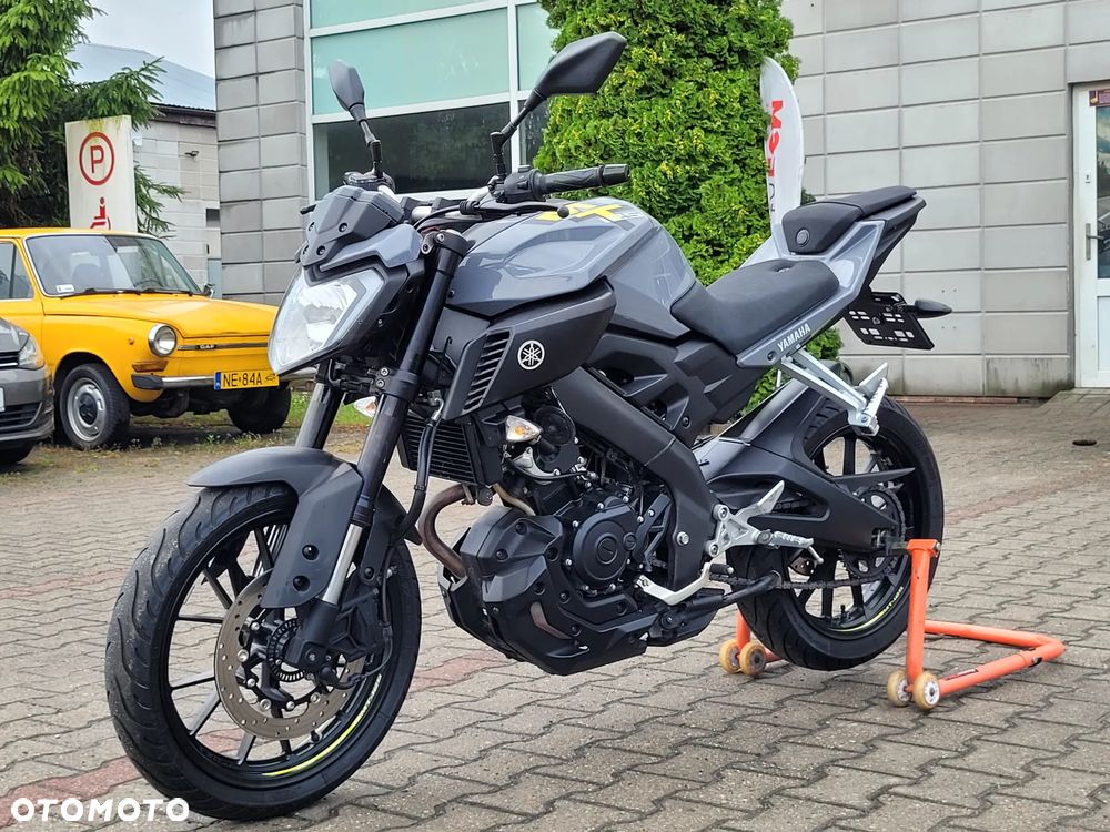 Yamaha MT - 5