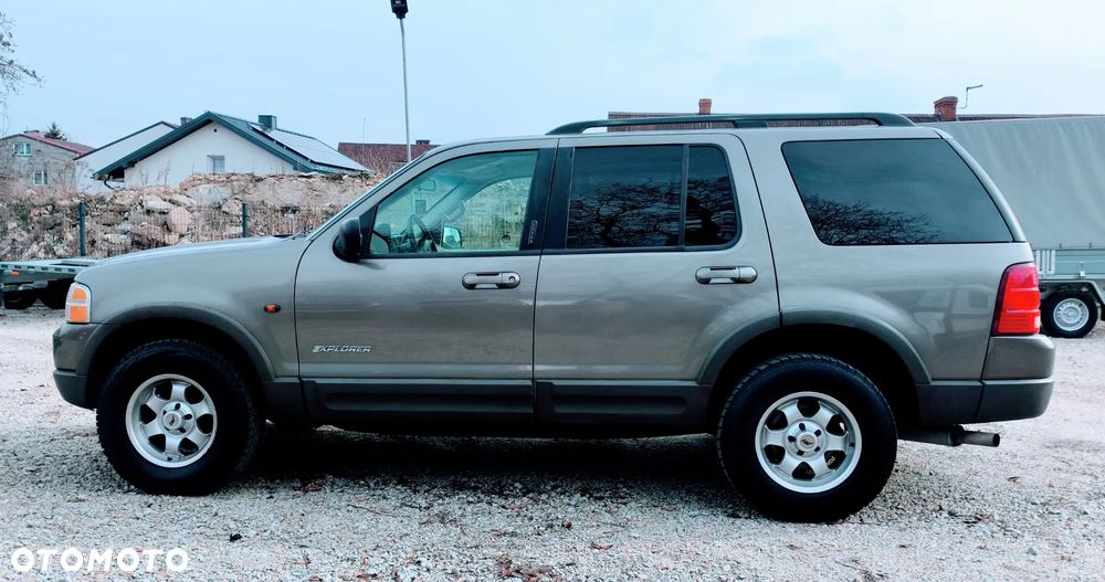 Ford Explorer 4.0 - 5