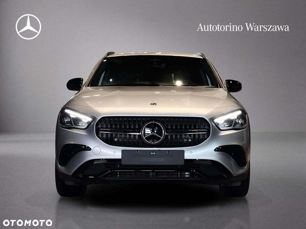 Mercedes-Benz GLA - 2