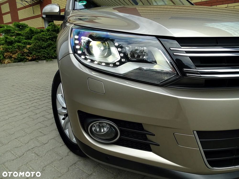 Volkswagen Tiguan 2.0 TDI DPF BlueMotion Technology Sport & Style - 28