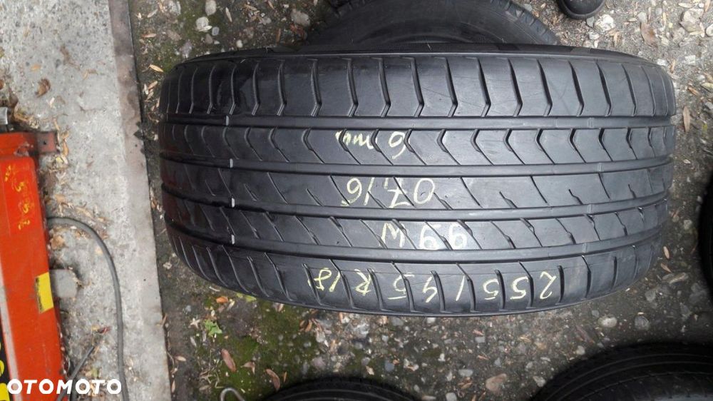 255/45/18 Opals FH888 Dunlop TT