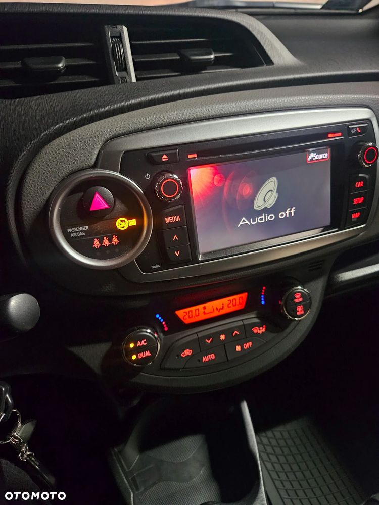 Toyota Yaris 1.33 Luna - 4