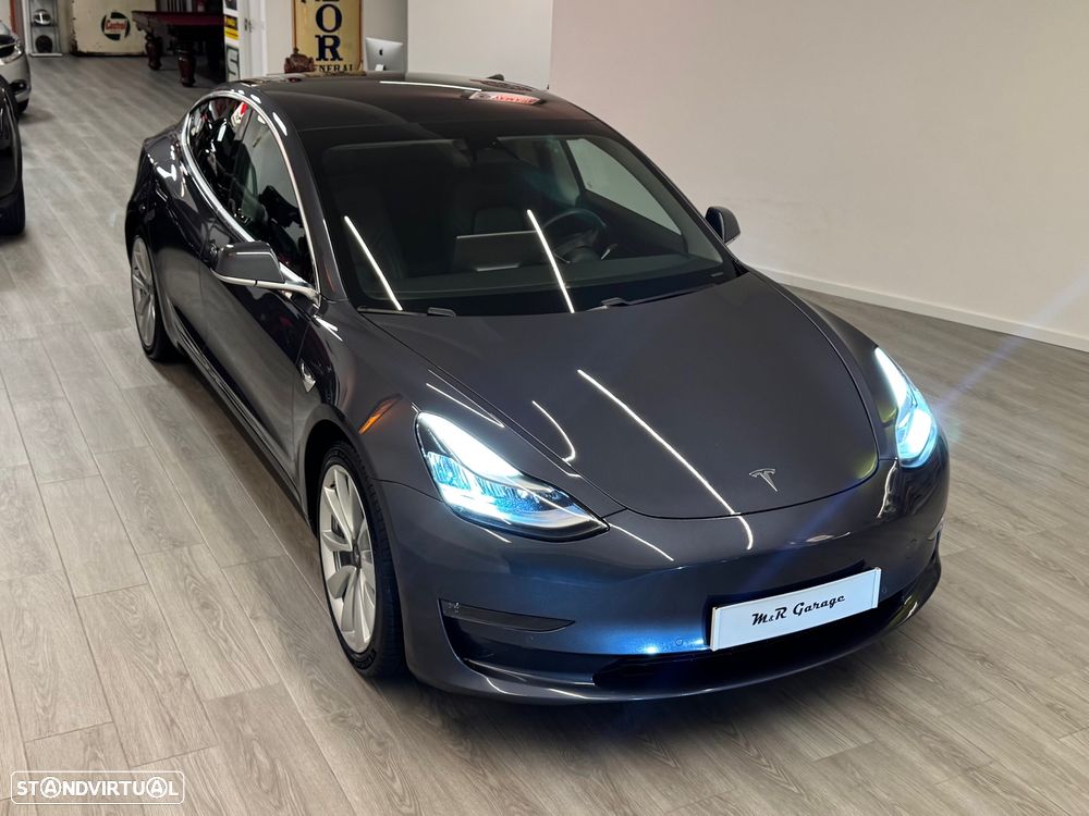 Tesla Model 3 - 21