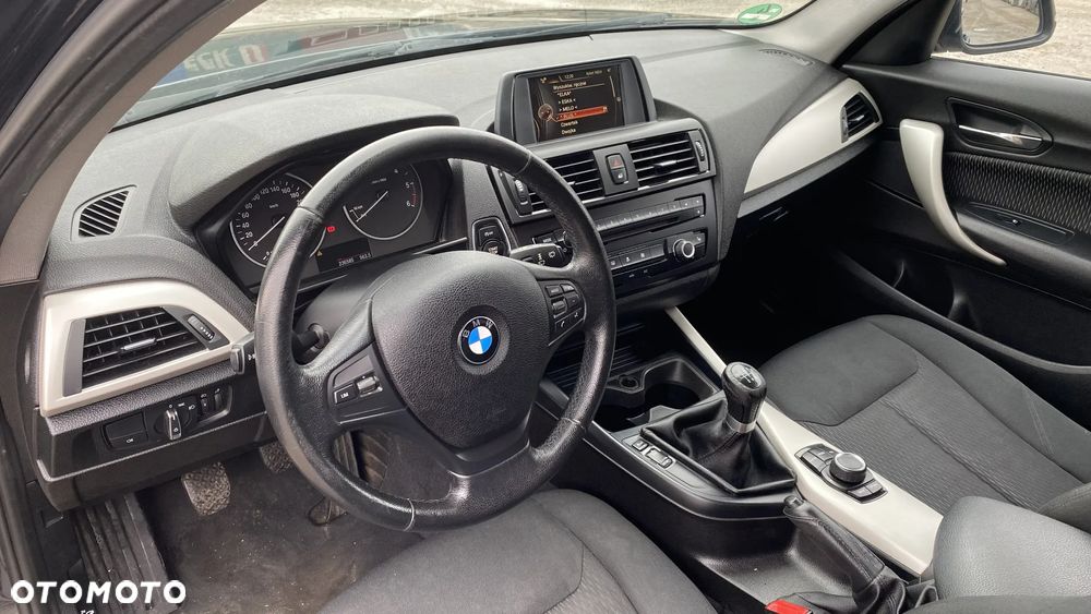BMW Seria 1 118d - 11