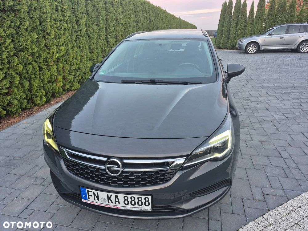 Opel Astra - 2