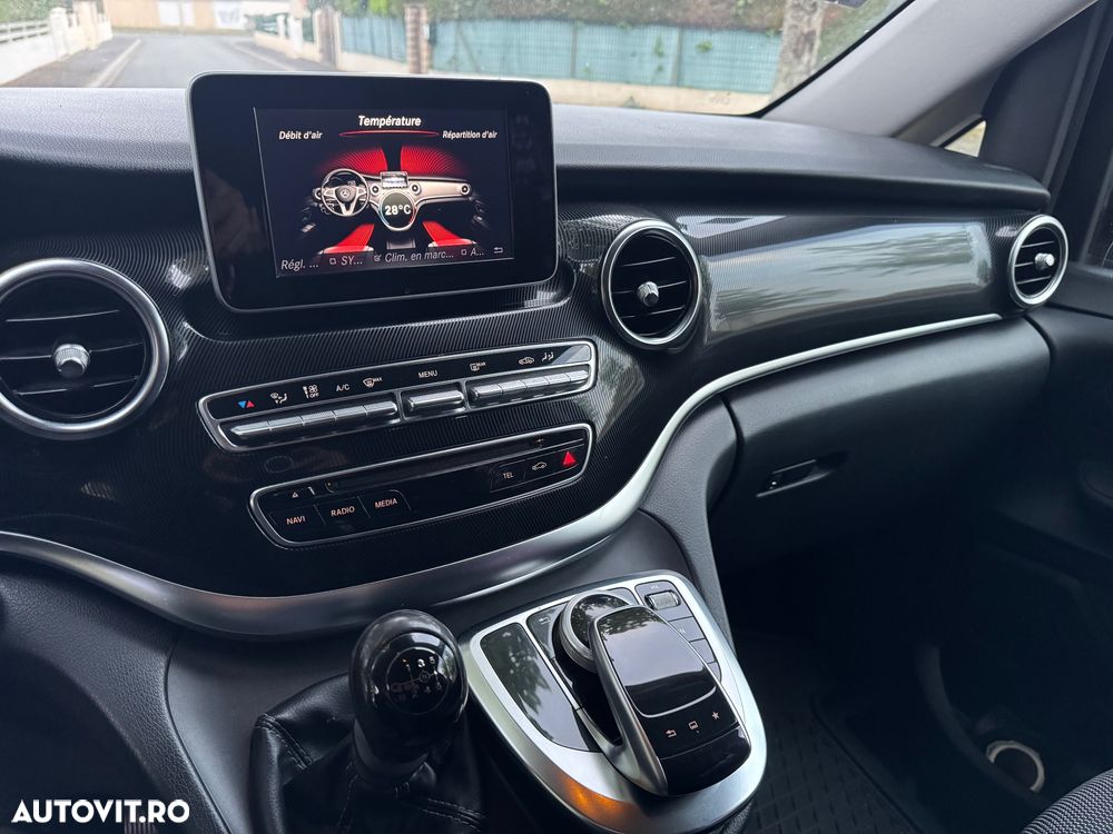 Mercedes-Benz V 220 CDI Long Avantgarde - 10