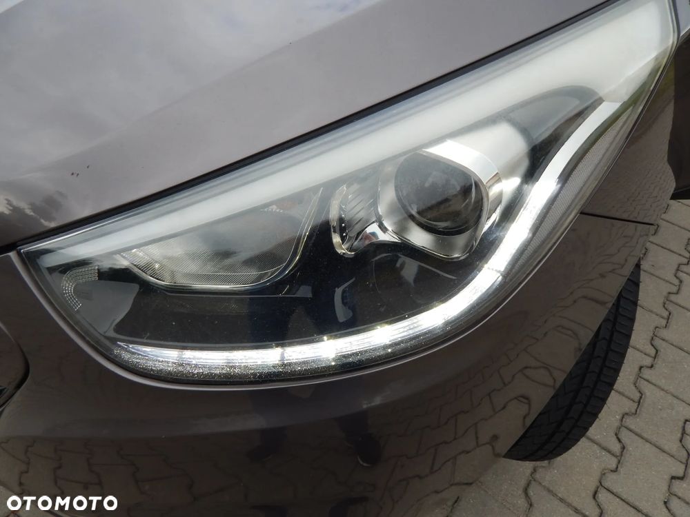 Hyundai ix35 1.6 2WD UEFA EURO 2012 Edition - 28