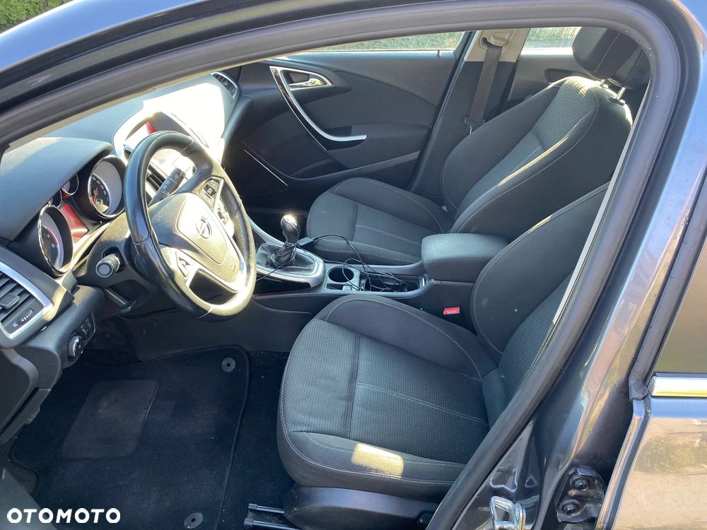 Opel Astra 1.4 EcoFLEX Sport - 9